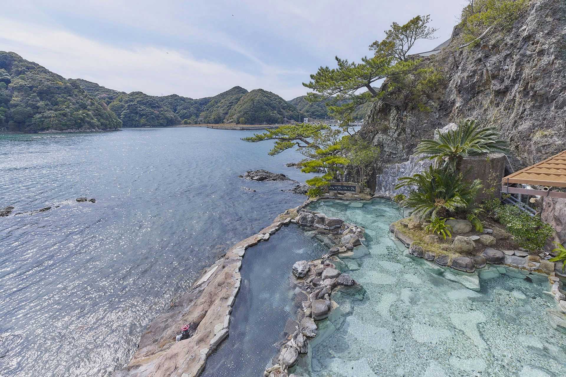 Aoki Shima no Yado Kumano Bettei Nakanoshima