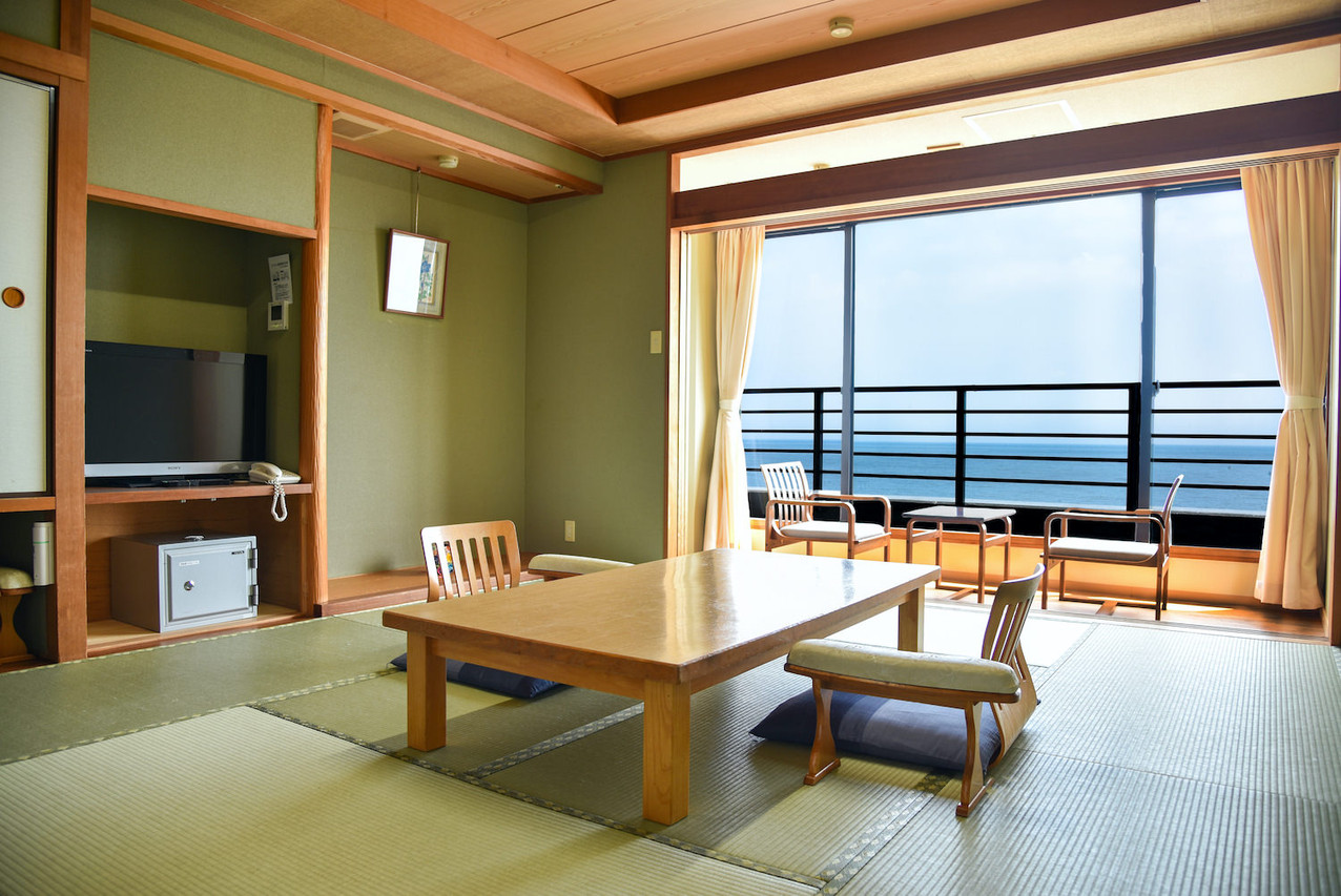 Japanese room overlooking the sea.