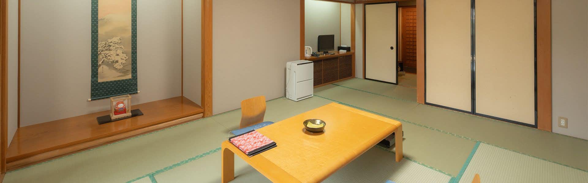 Kanazawa Yuwaku Onsen Atarashiya, Ishikawa Prefecture