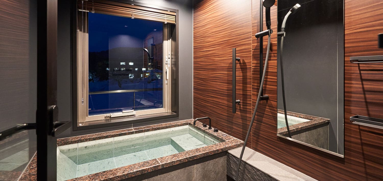 In-room soaking bath.