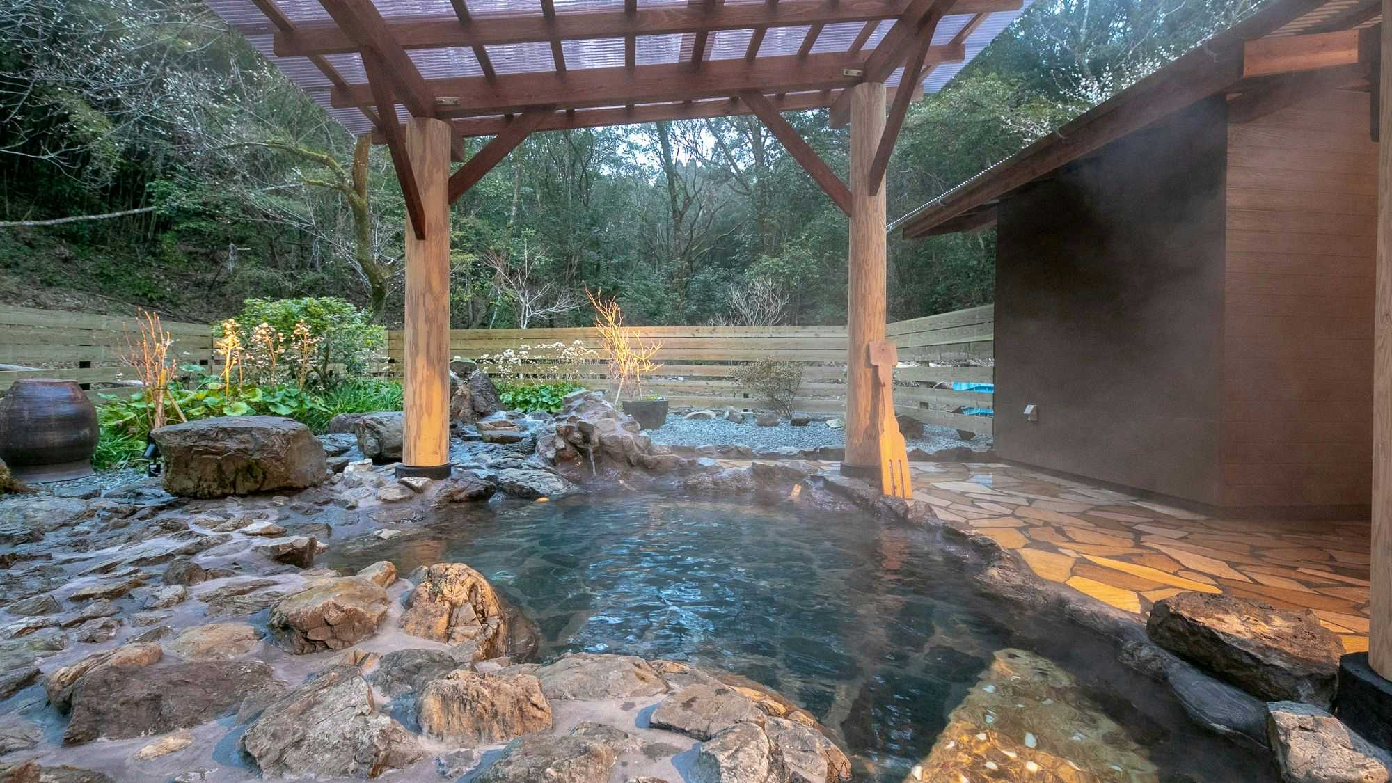 Nagahikawa: An Irori Kaiseki Inn in the Hidden Retreat of Miyazaki