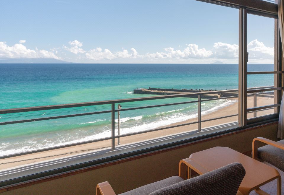 Room-side table looking across the ocean.