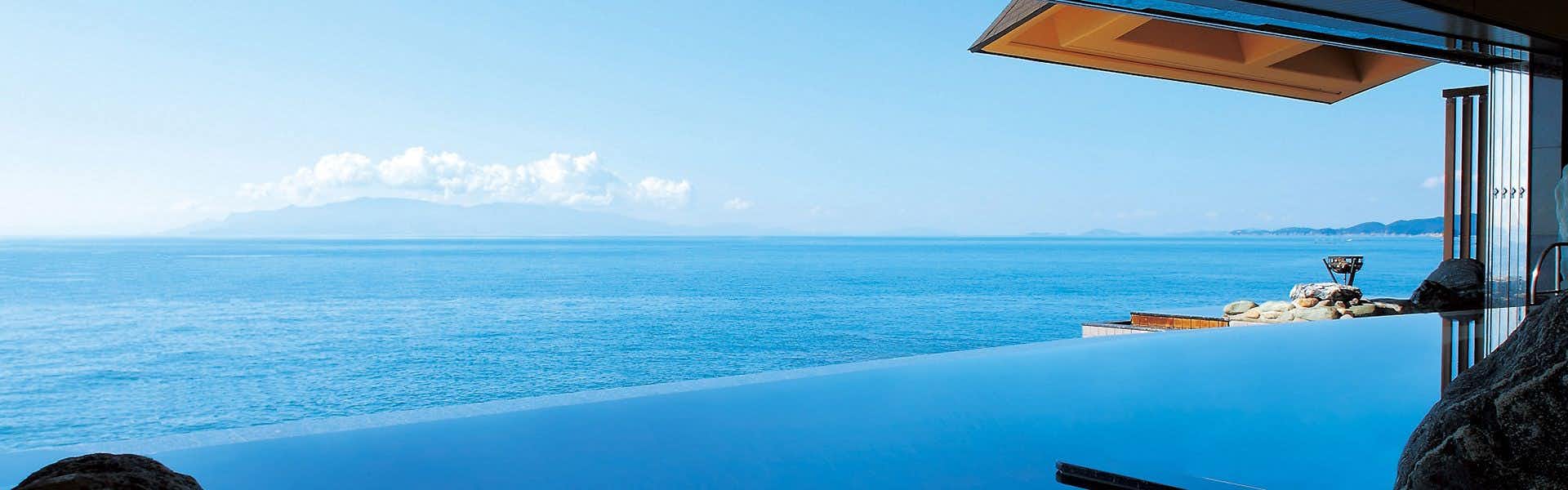 Ginpaso Inn with Spectacular Open-Air Bath