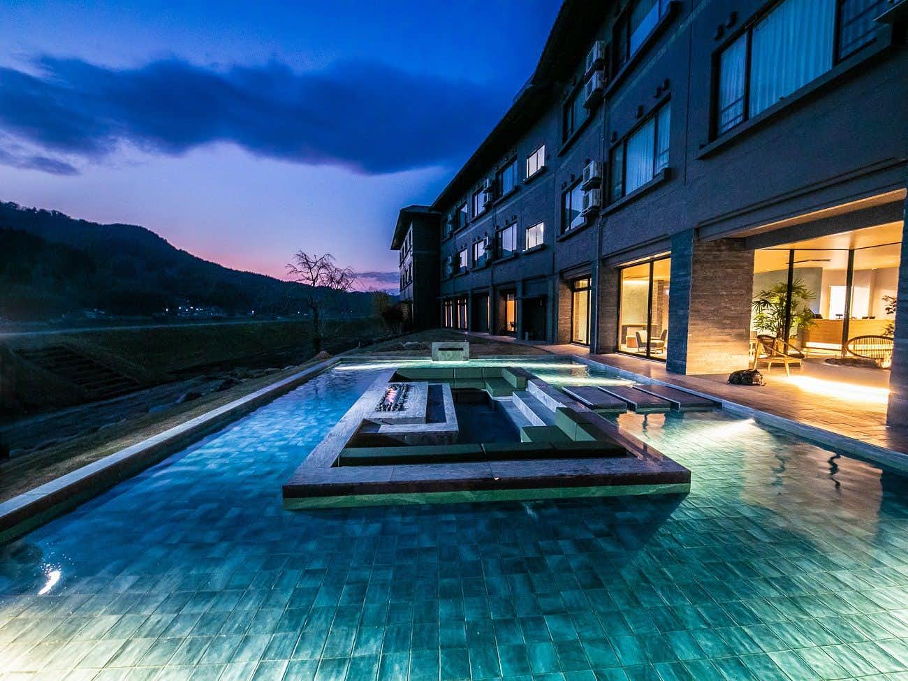 Hitoyoshi Onsen Ryokan Suiranro