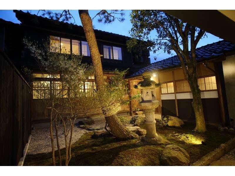 Etchu Inami Machiya Ryokan Kokarian