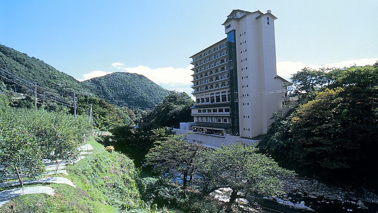 Sanbo Tsukinose