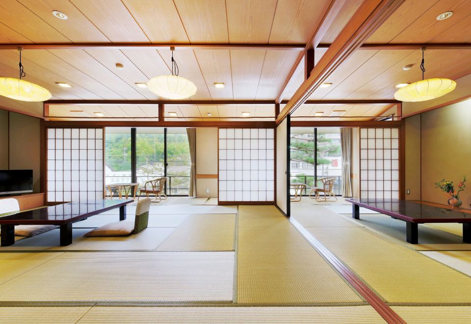 Izumo Kamigami Enmusubi no Yado Konya