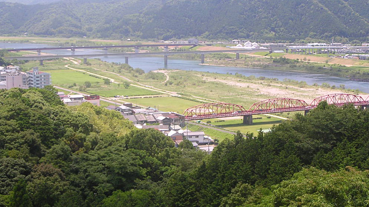 A broad view across the Shimanto River valley.